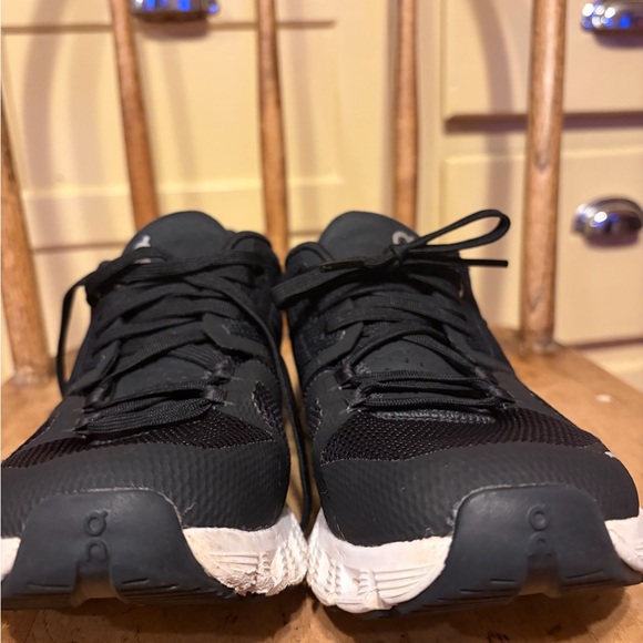 On Running women Black and White Athletic Shoes - Picture 8 of 16